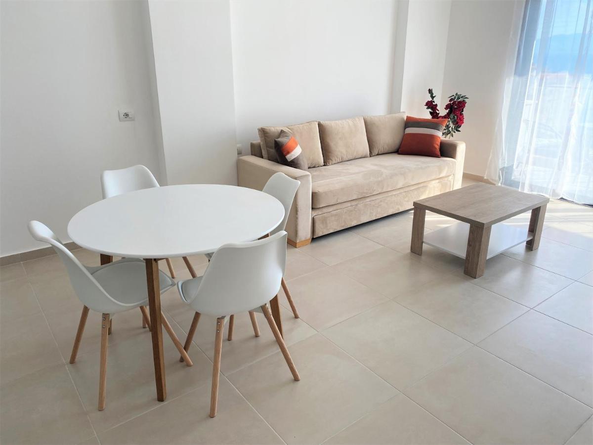 Sea View Apartment Elite2 Sarandë Buitenkant foto